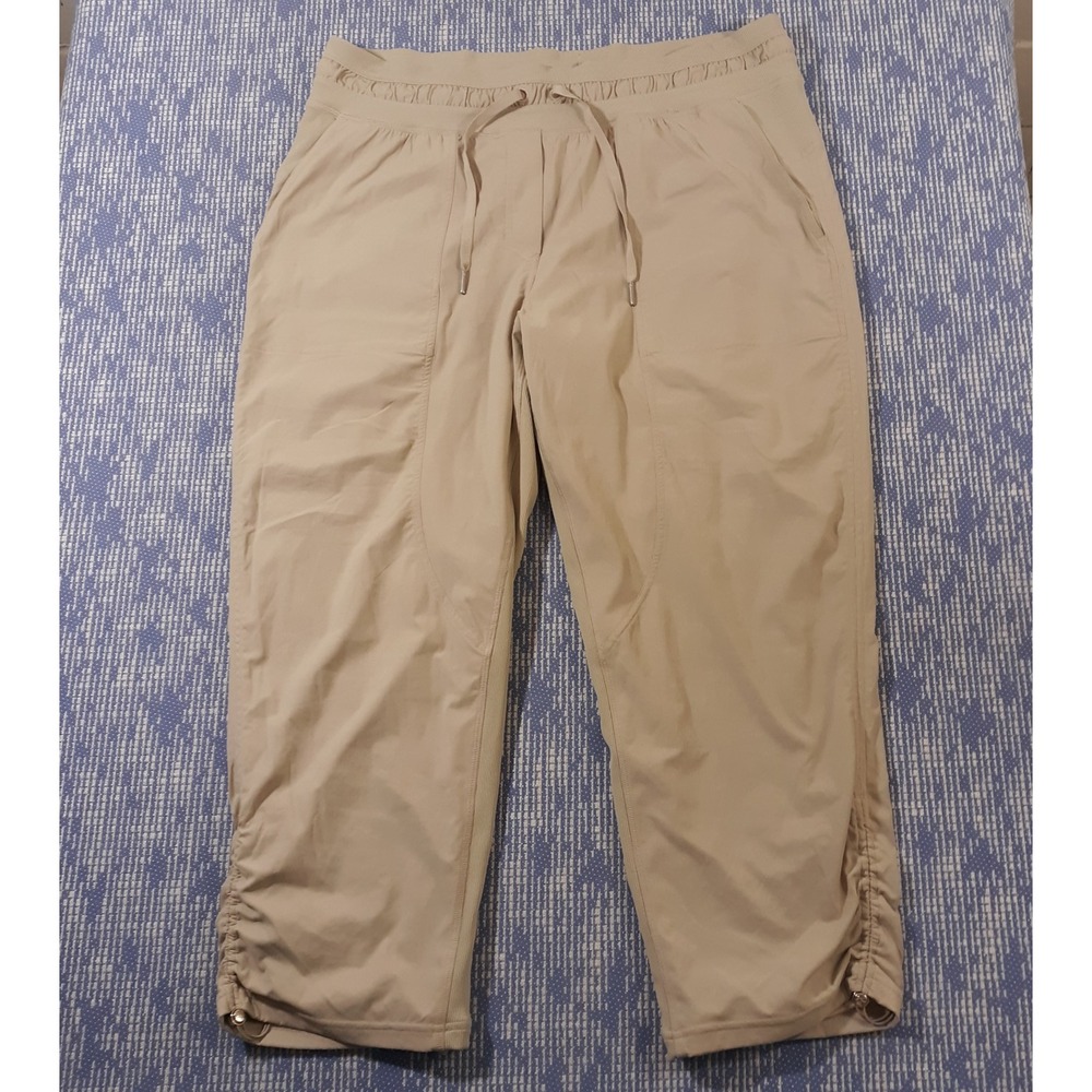 Lululemon Dance Studio Joggers Crop Pants Womens Size 14 Tan High Rise LW6CLWS